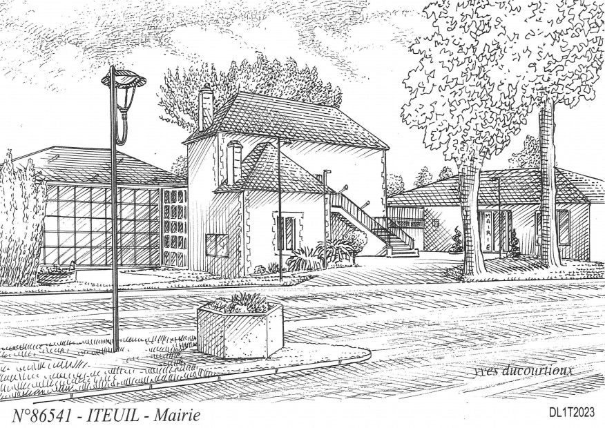 N 86541 - ITEUIL - mairie
