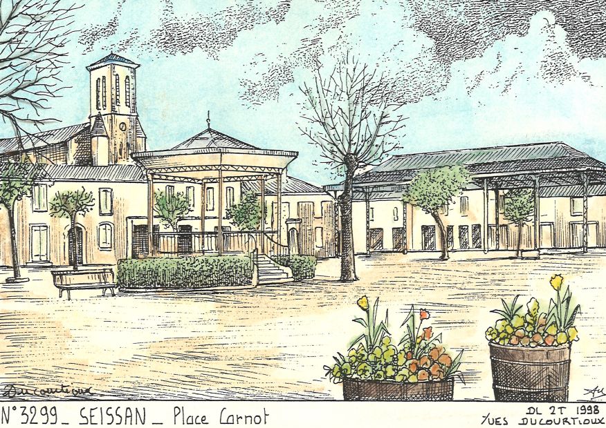 N 32099 - SEISSAN - place carnot
