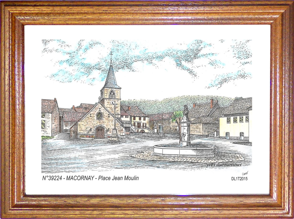 N 39224 - MACORNAY - place jean moulin