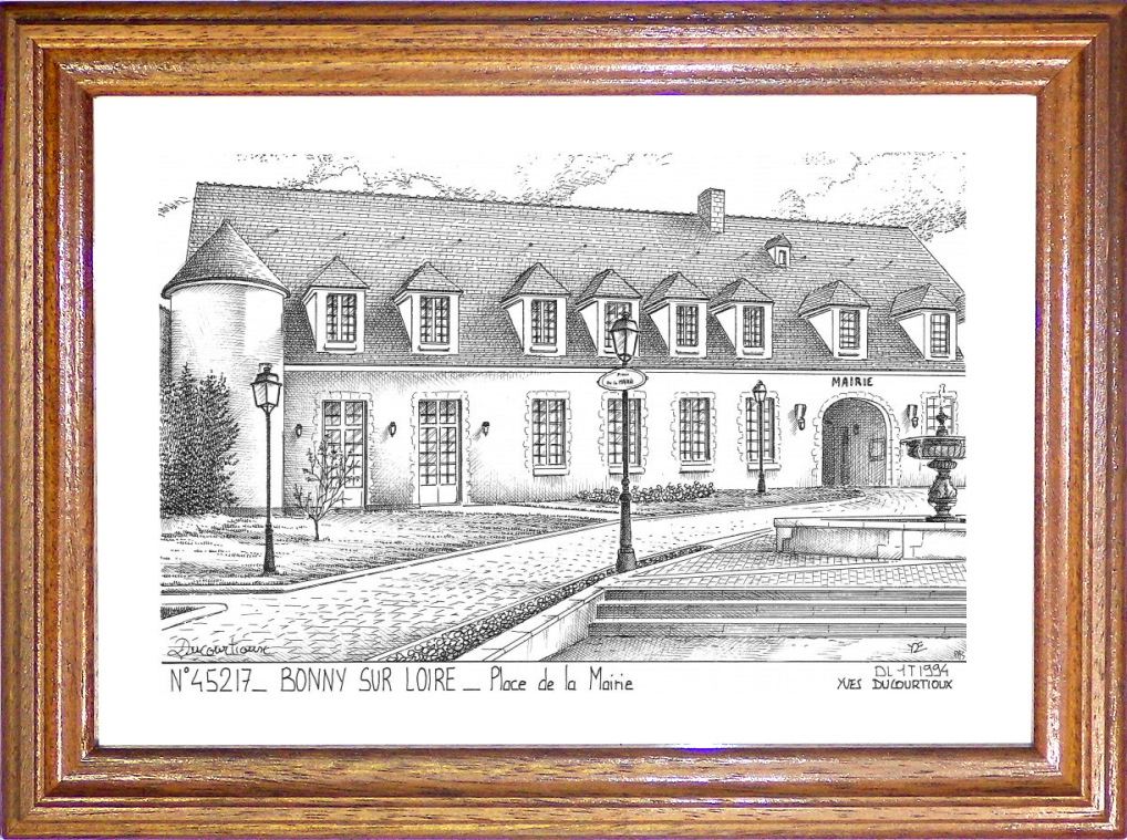 N 45217 - BONNY SUR LOIRE - place de la mairie